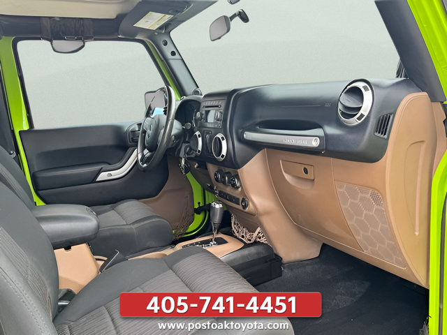 Used 2012 Jeep Wrangler Rubicon w/ PWR Convenience Group AWD/4WD image 6
