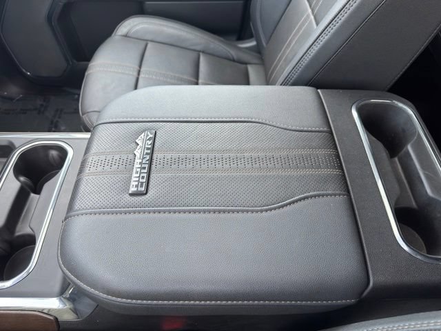 Used 2024 Chevrolet Silverado 3500 High Country w/ Technology Package AWD/4WD image 22