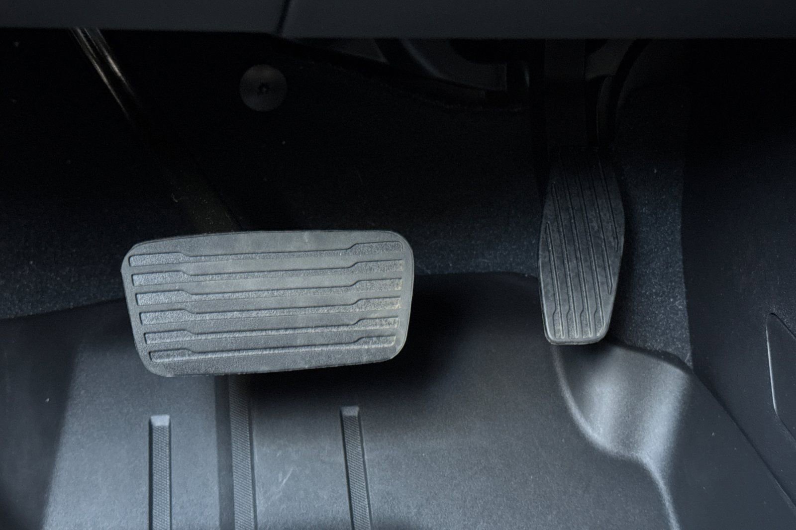 Used 2026 Chevrolet Silverado EV LT w/ Plus Package image 40