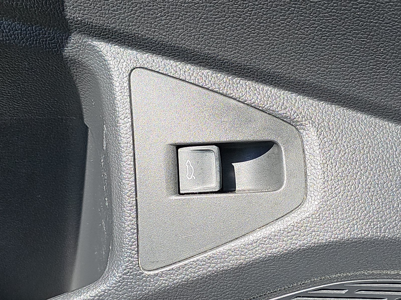 Used 2019 Volkswagen Jetta S w/ Driver Assistance Package FWD image 31