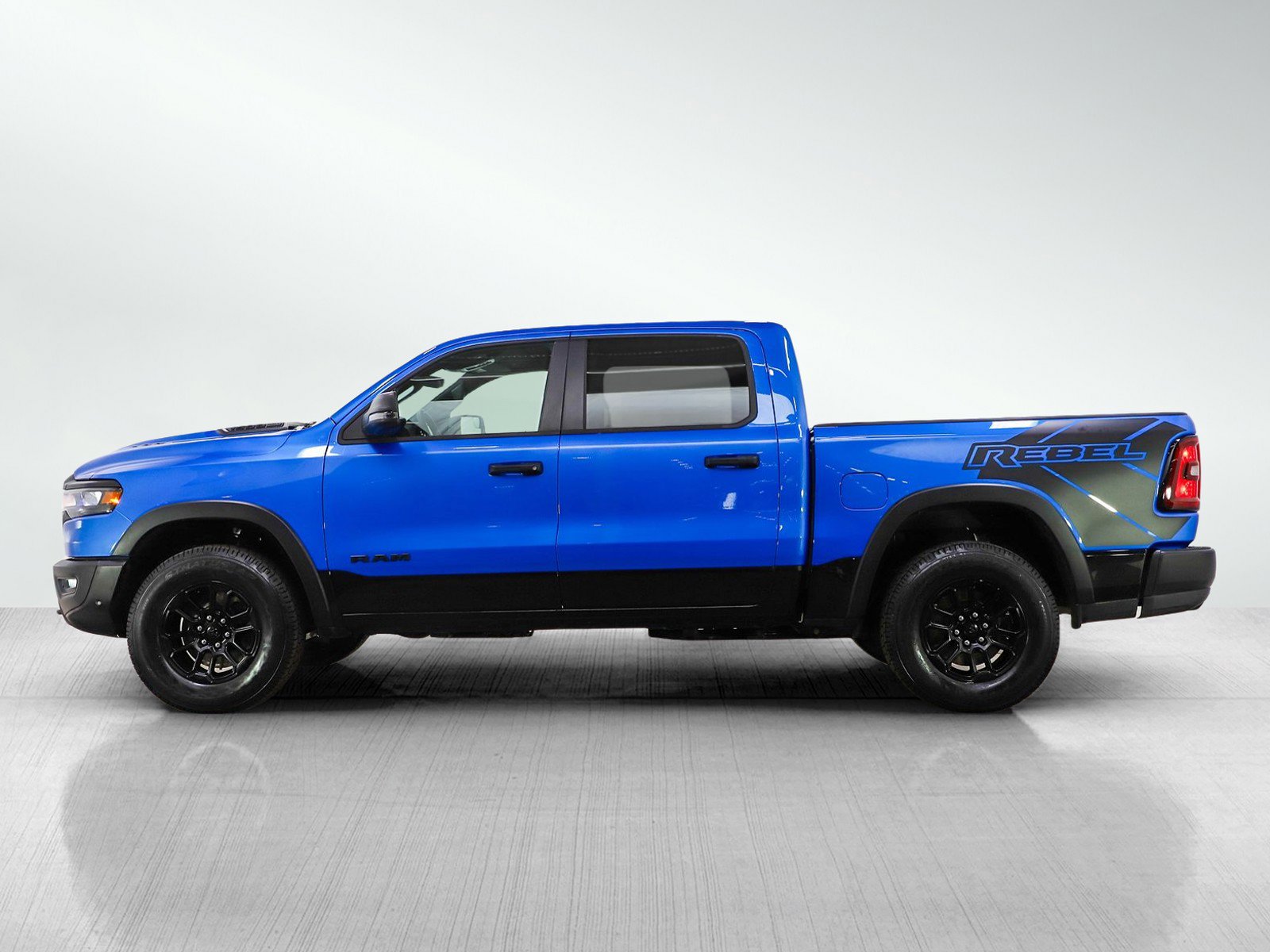 Used 2025 RAM 1500 Rebel image 2