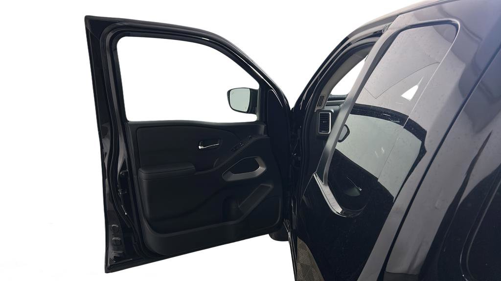 Used 2024 Nissan Frontier SV w/ SV Convenience Package RWD image 30