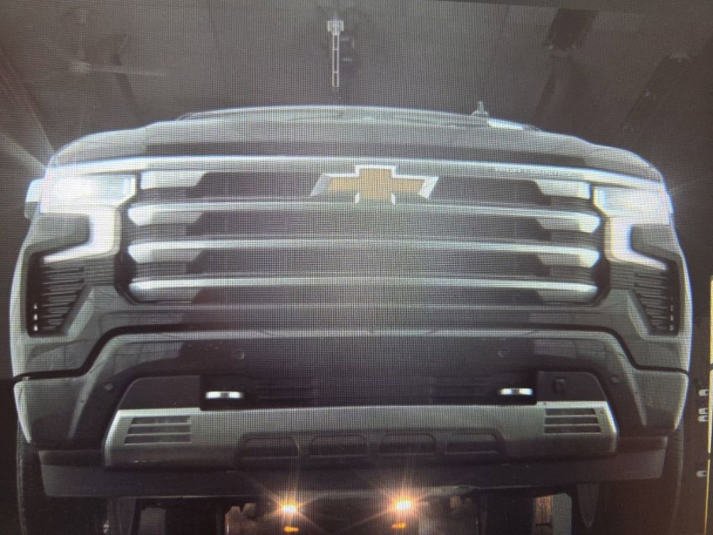 Used 2023 Chevrolet Silverado 1500 High Country w/ High Country Premium Package image 14