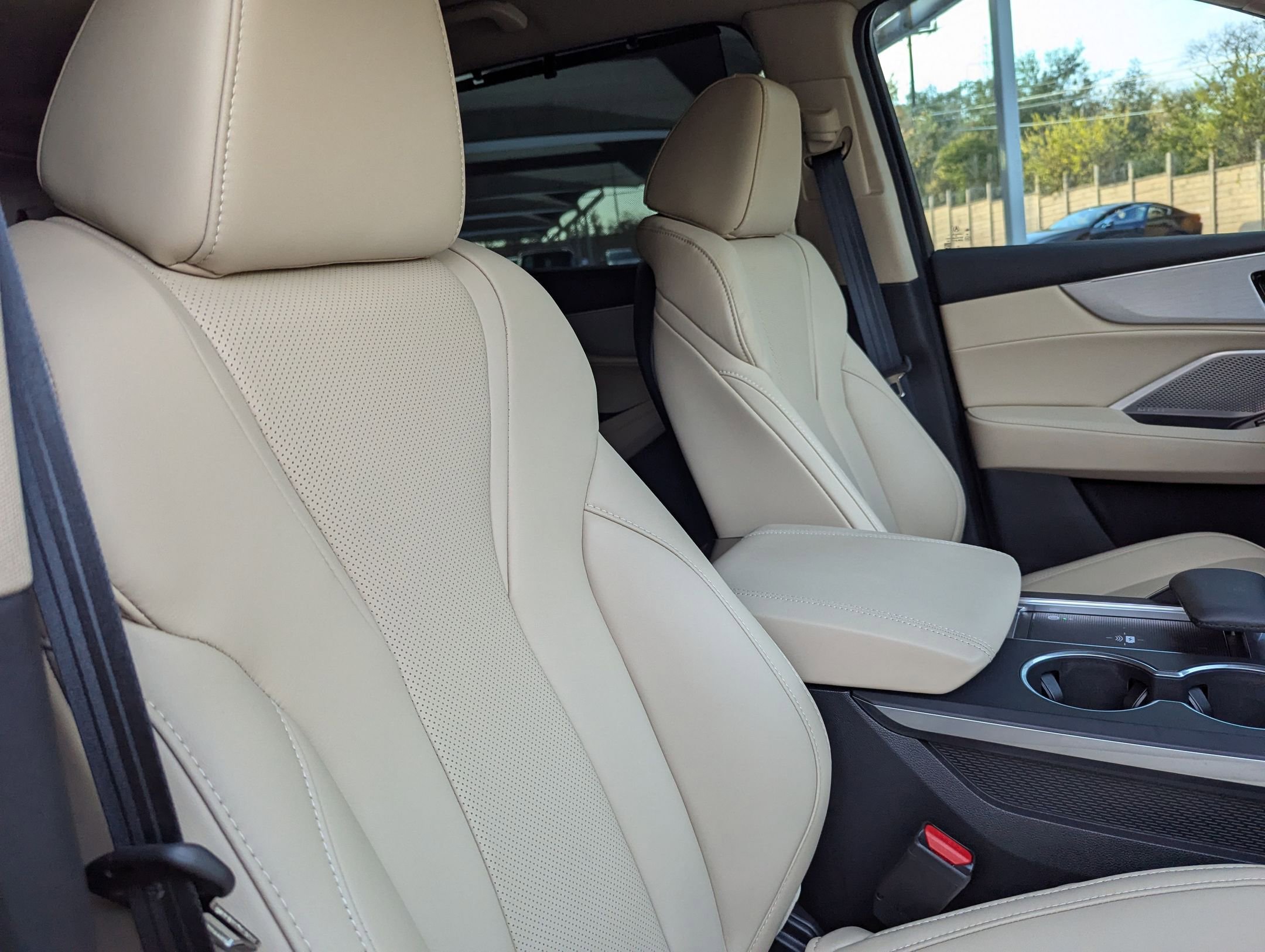 Certified 2023 Acura MDX FWD w/ Technology Package image 30