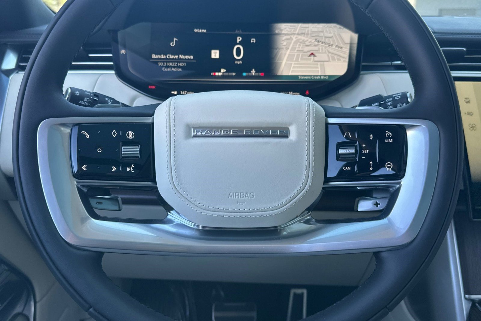 New 2026 Land Rover Range Rover SE image 16