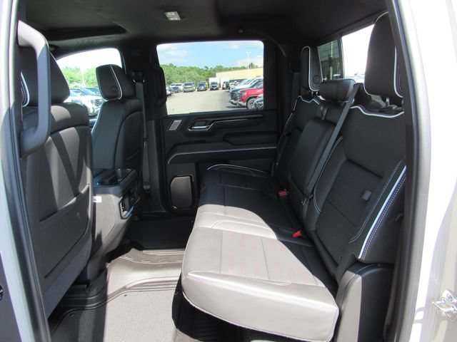 Certified 2026 GMC Sierra 2500 AT4X w/ LPO, Black Badging Package AWD/4WD image 35