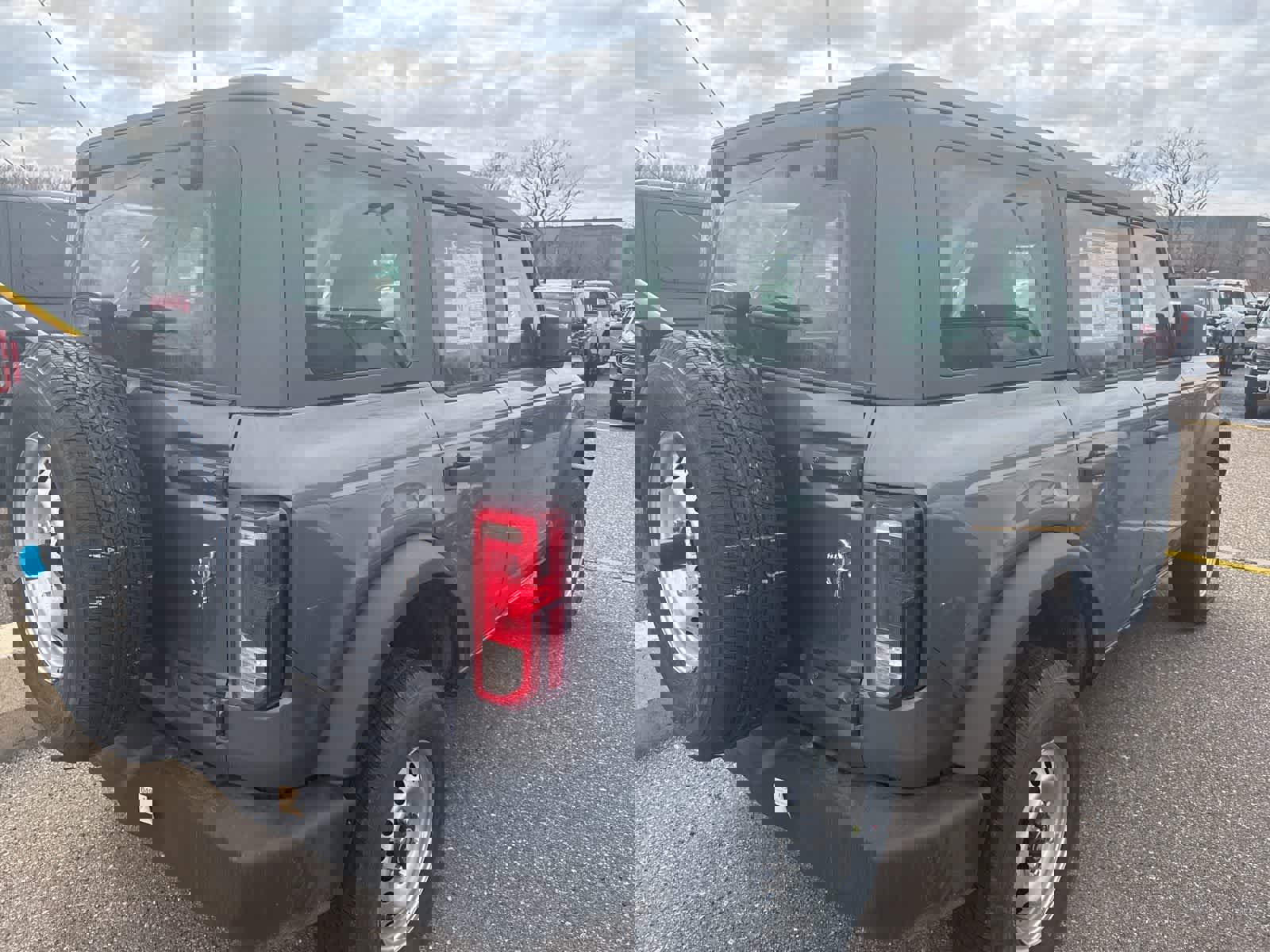 New 2026 Ford Bronco 4-Door image 13