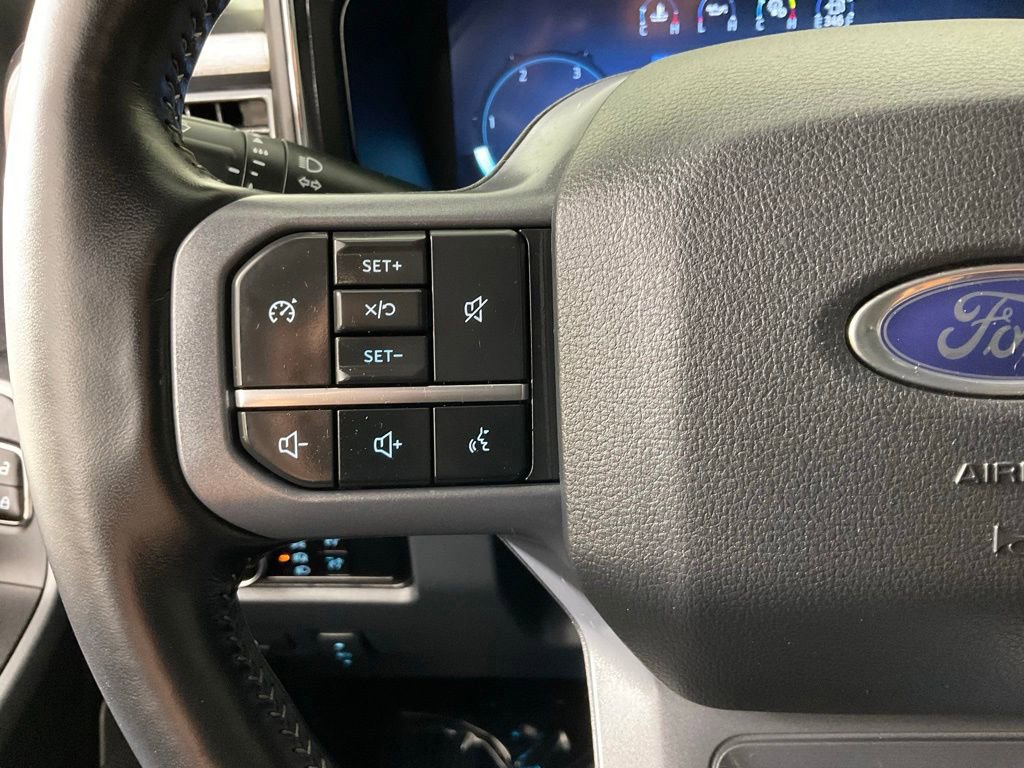 Used 2023 Ford F250 Lariat AWD/4WD image 23