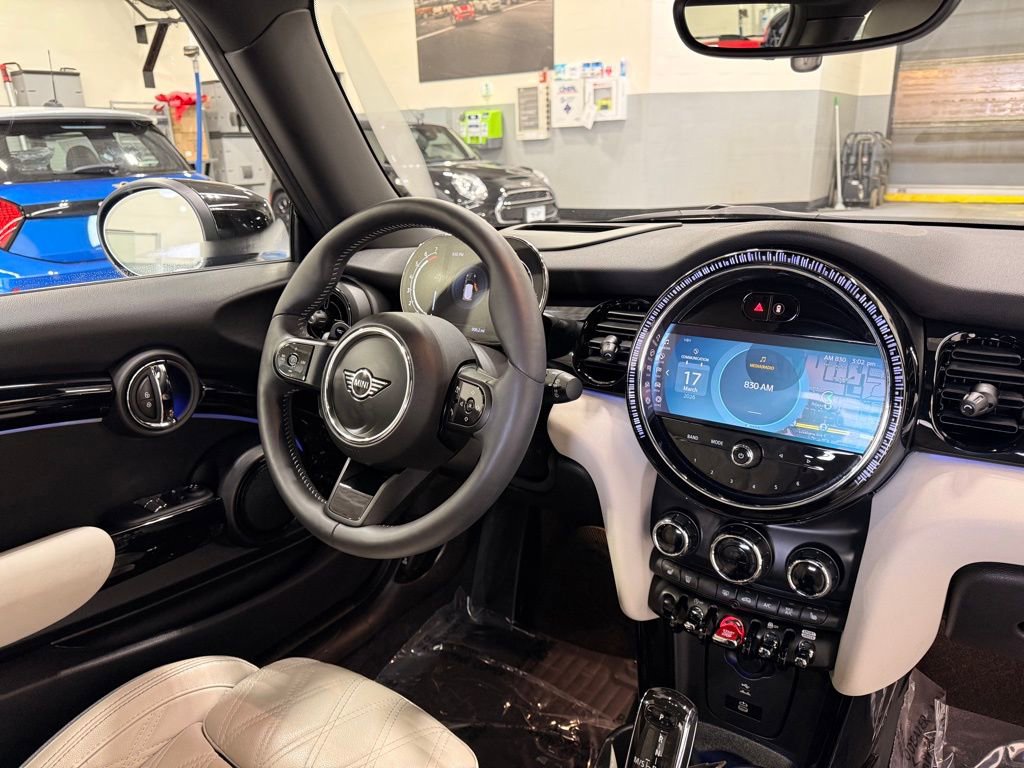 Certified 2024 MINI Cooper S image 25