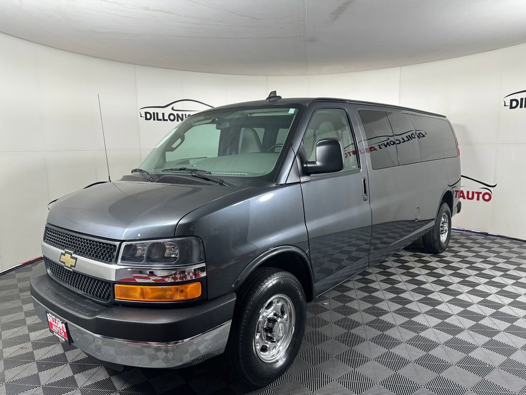 Used 2016 Chevrolet Express 3500 LT w/ LT Preferred Equipment Group image 2