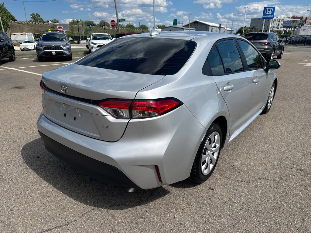 Used 2024 Toyota Corolla LE FWD image 7