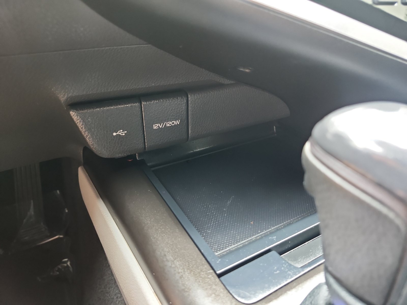 Used 2022 Toyota Camry SE FWD image 20