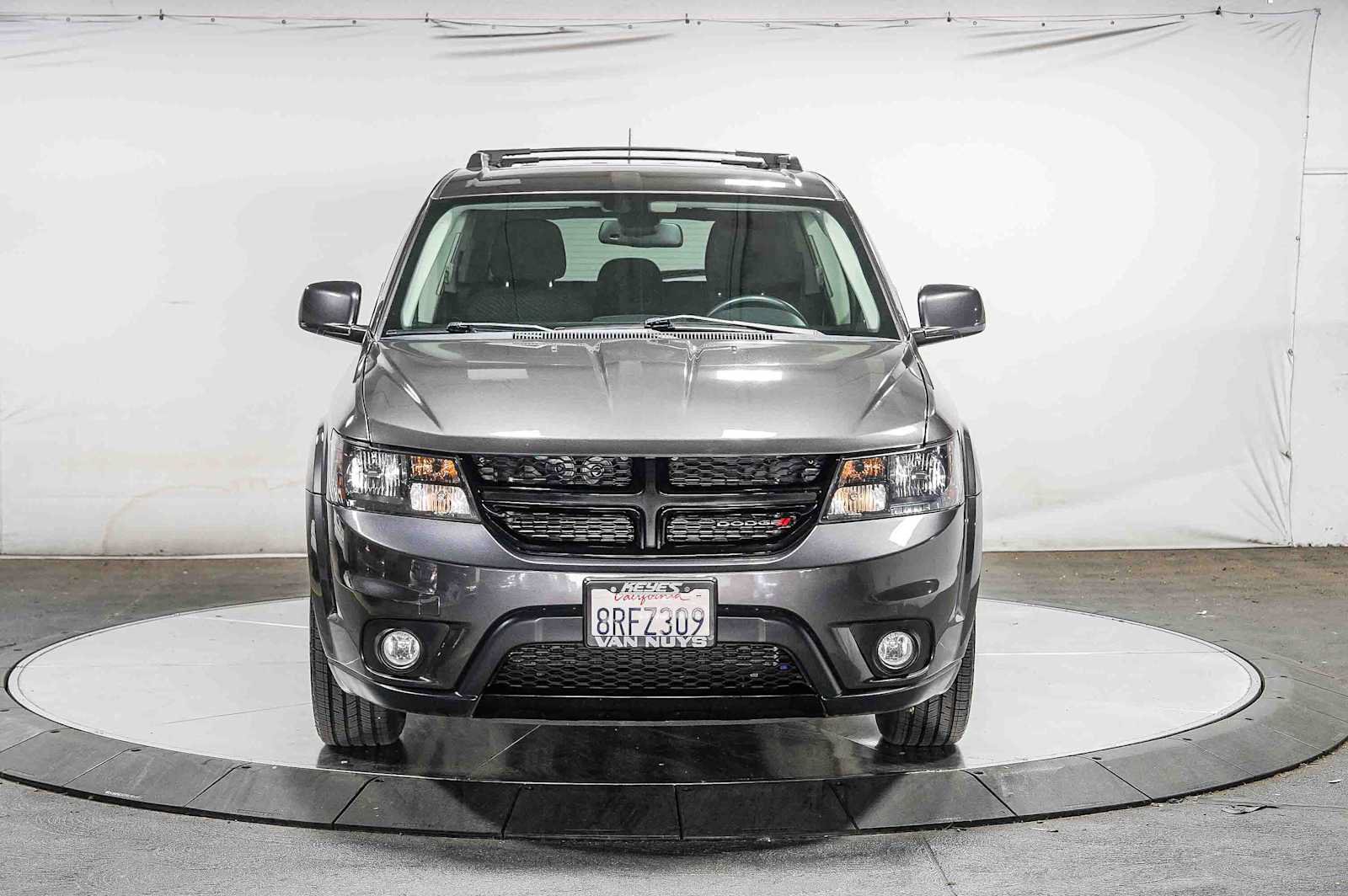 Used 2019 Dodge Journey SE w/ Premium Group FWD image 6