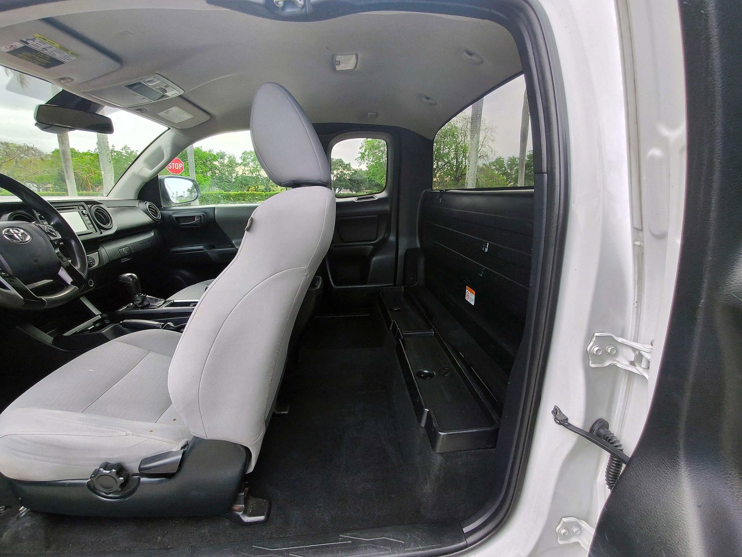 Used 2019 Toyota Tacoma SR RWD image 15