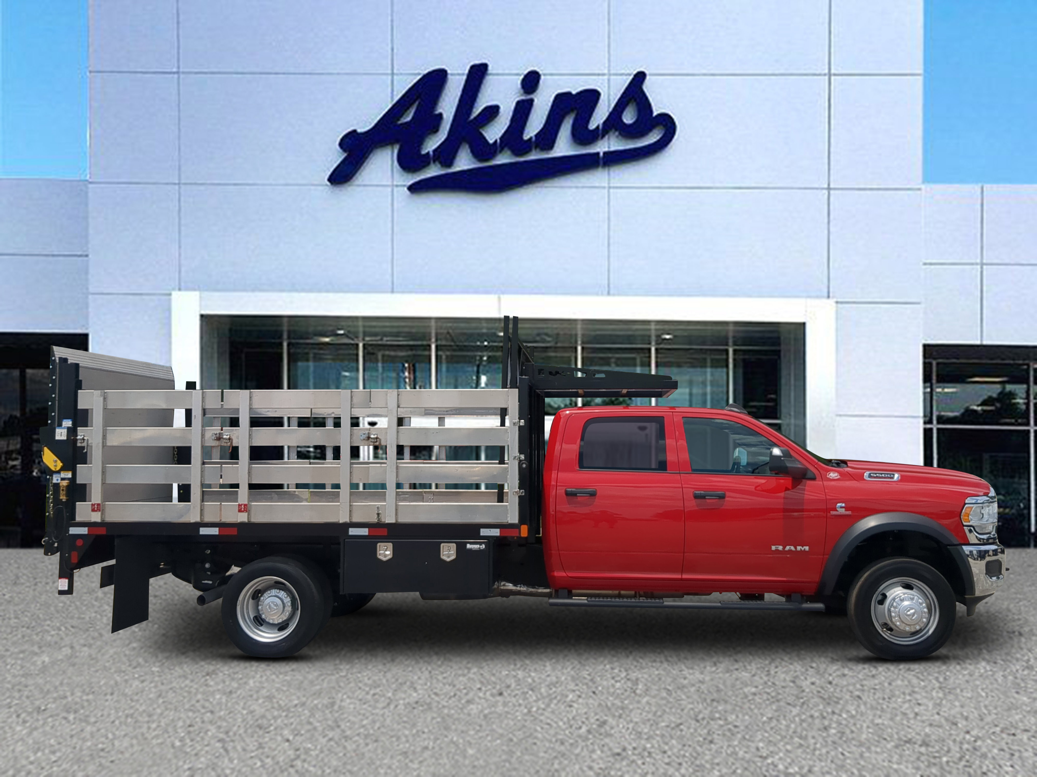 Used 2022 RAM 5500 Tradesman w/ Chrome Appearance Group