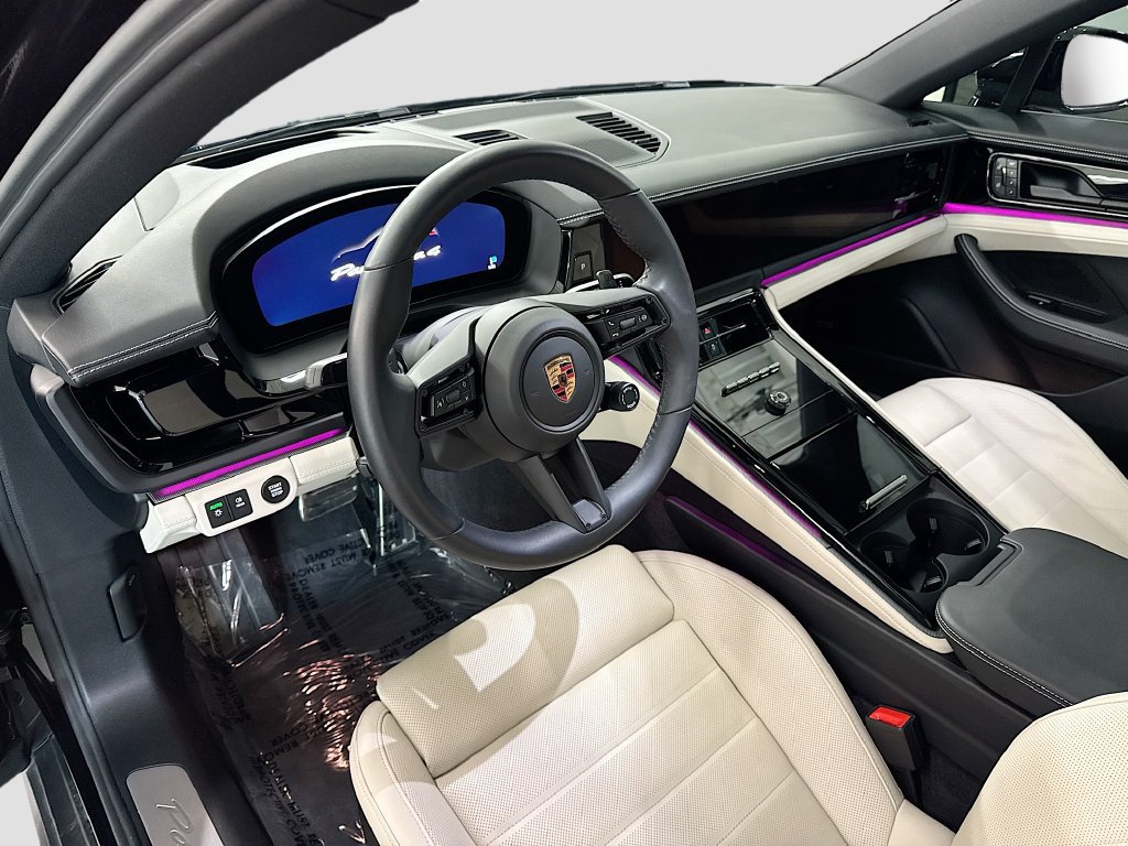 Used 2025 Porsche Panamera 4 AWD/4WD image 9