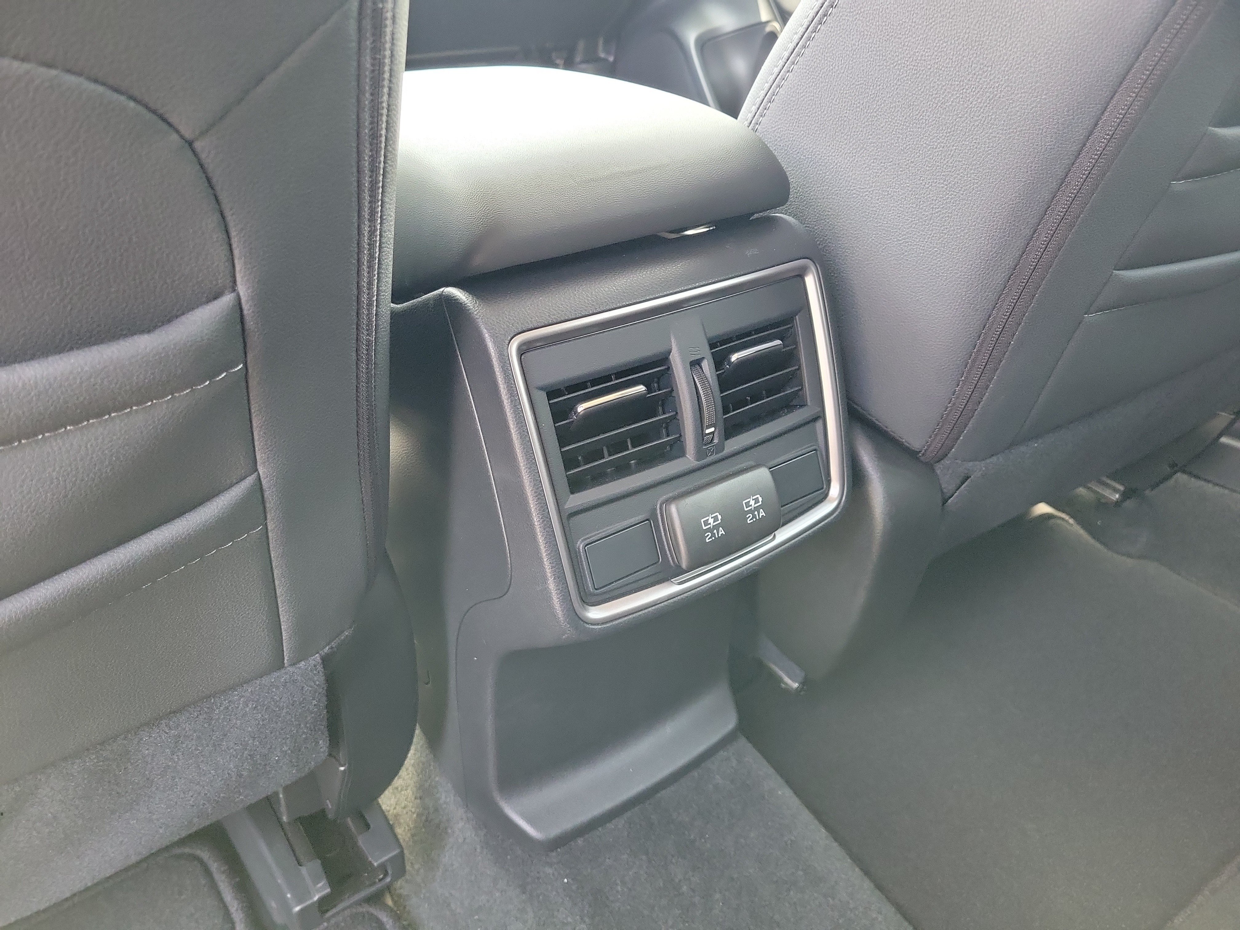Used 2020 Subaru Forester Premium AWD/4WD image 12