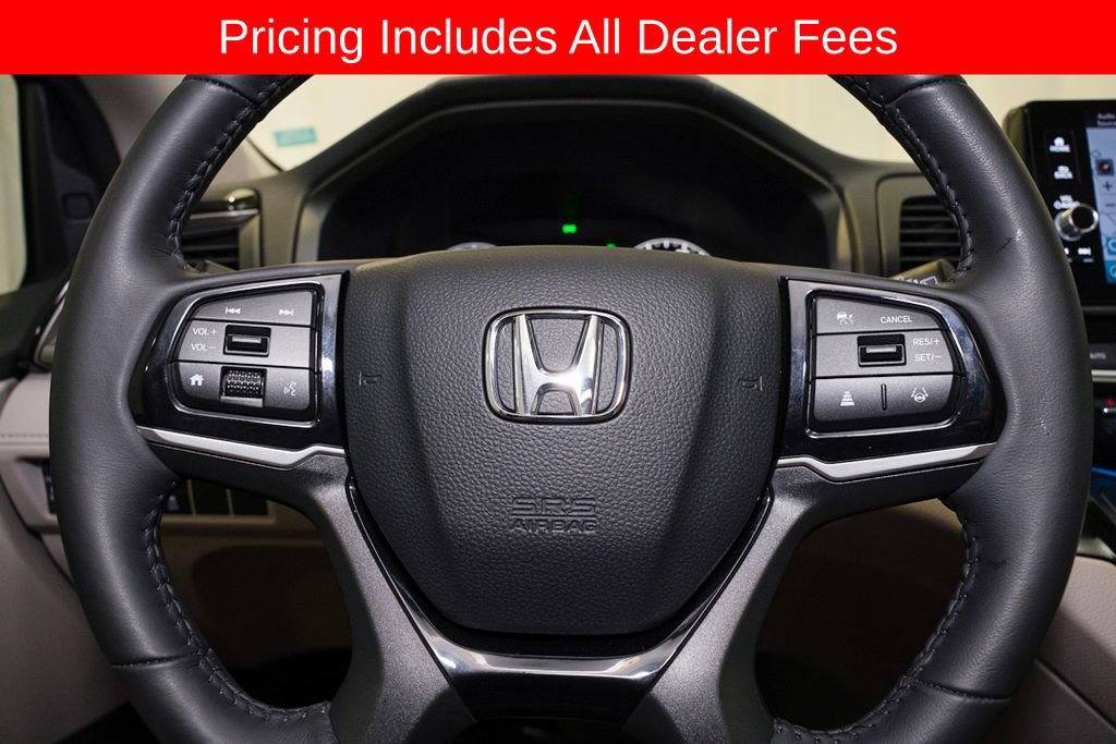 Used 2025 Honda Odyssey Touring image 23
