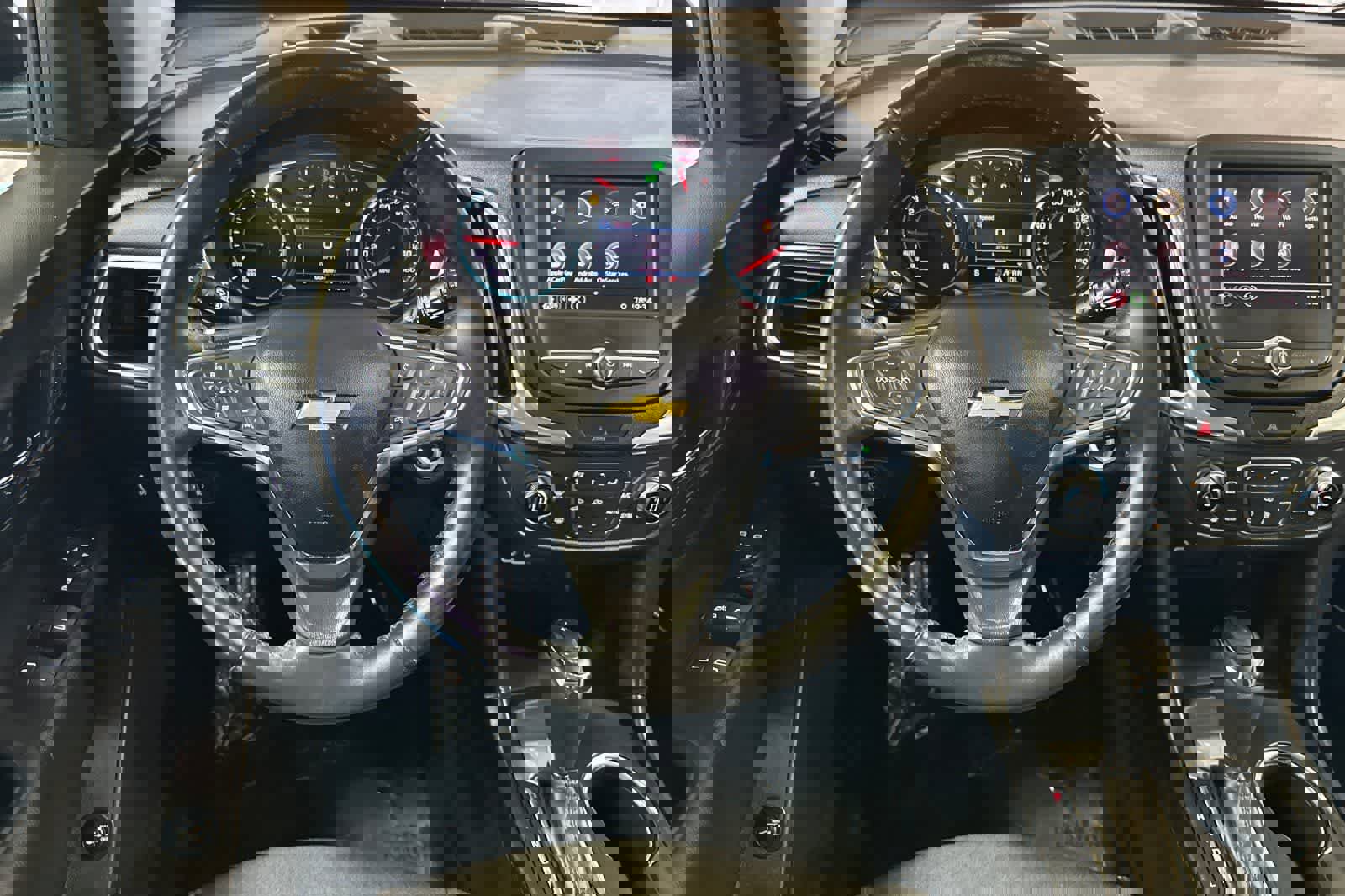 Used 2021 Chevrolet Equinox LT w/ Driver Convenience Package image 16