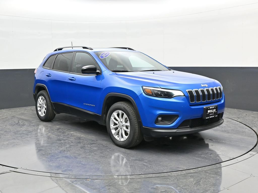 Used 2022 Jeep Cherokee Latitude Lux w/ Sun & Sound Group image 1