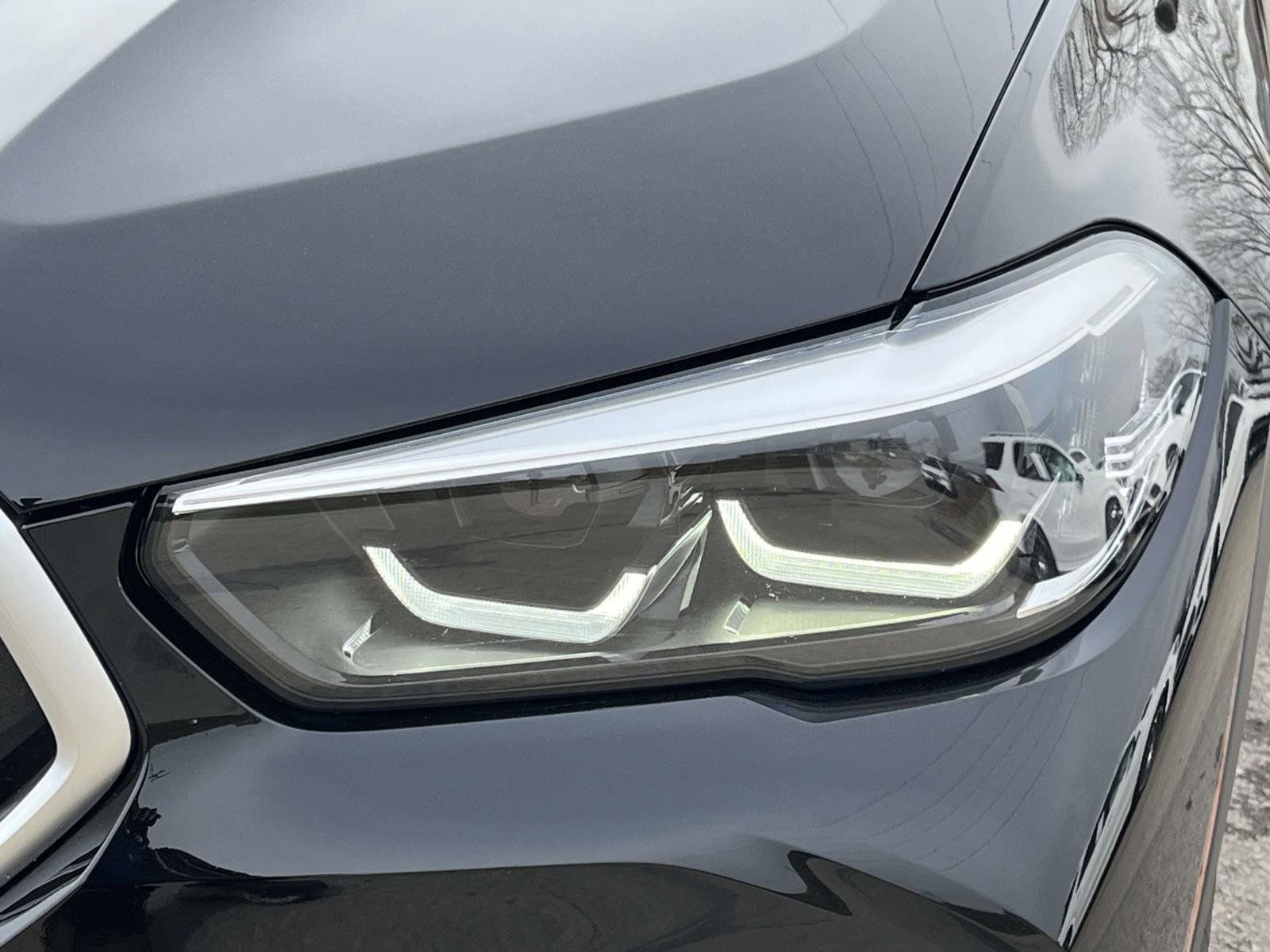 Used 2022 BMW X6 xDrive40i image 8