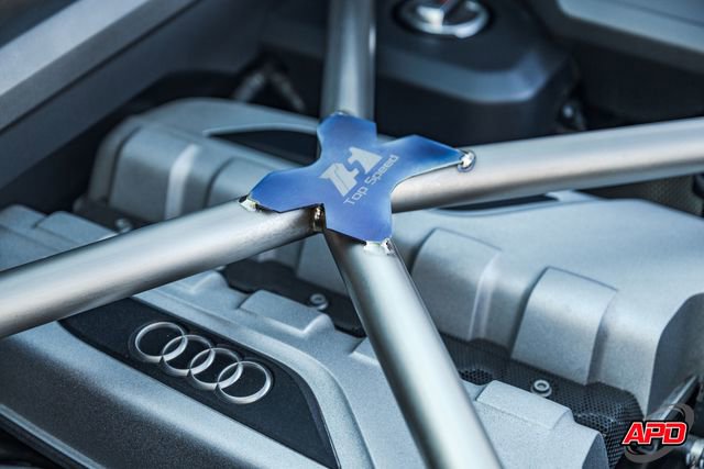 Used 2018 Audi R8 V10 w/ Premium Package image 30