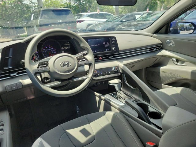 Certified 2023 Hyundai Elantra SEL FWD image 10