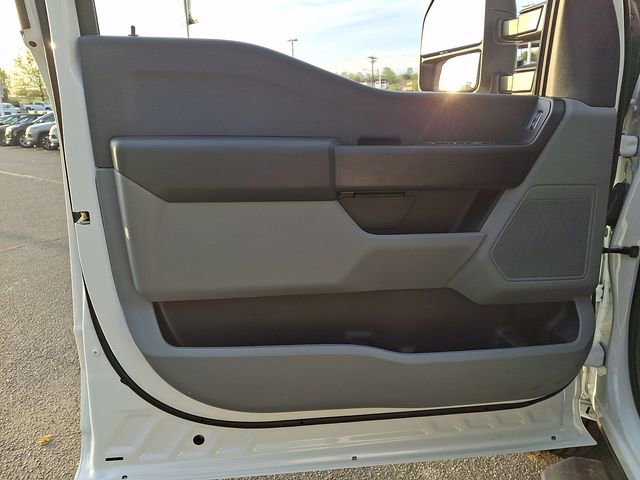 Used 2025 Ford F350 XL image 12