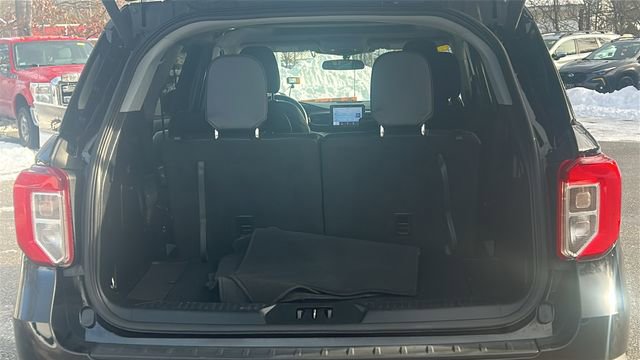Used 2023 Ford Explorer XLT image 13