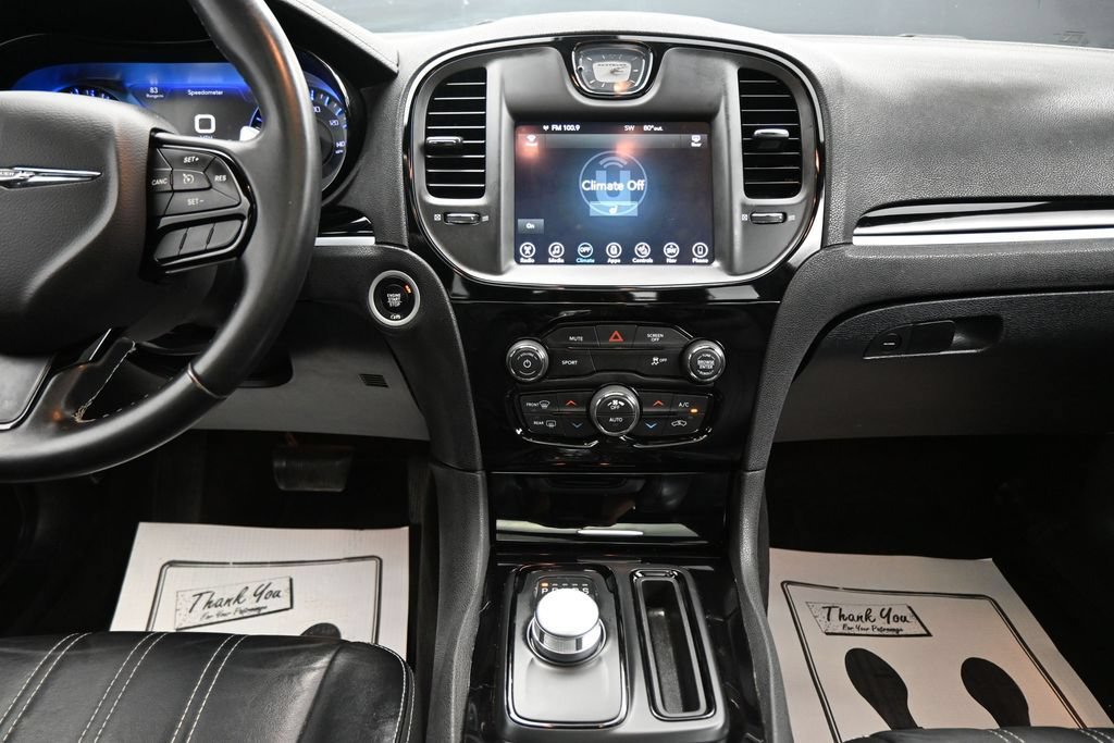 Used 2017 Chrysler 300 S RWD image 19