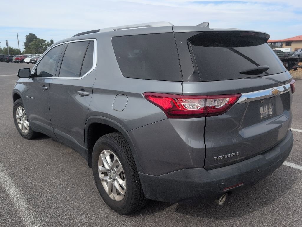 Certified 2018 Chevrolet Traverse LT FWD image 2