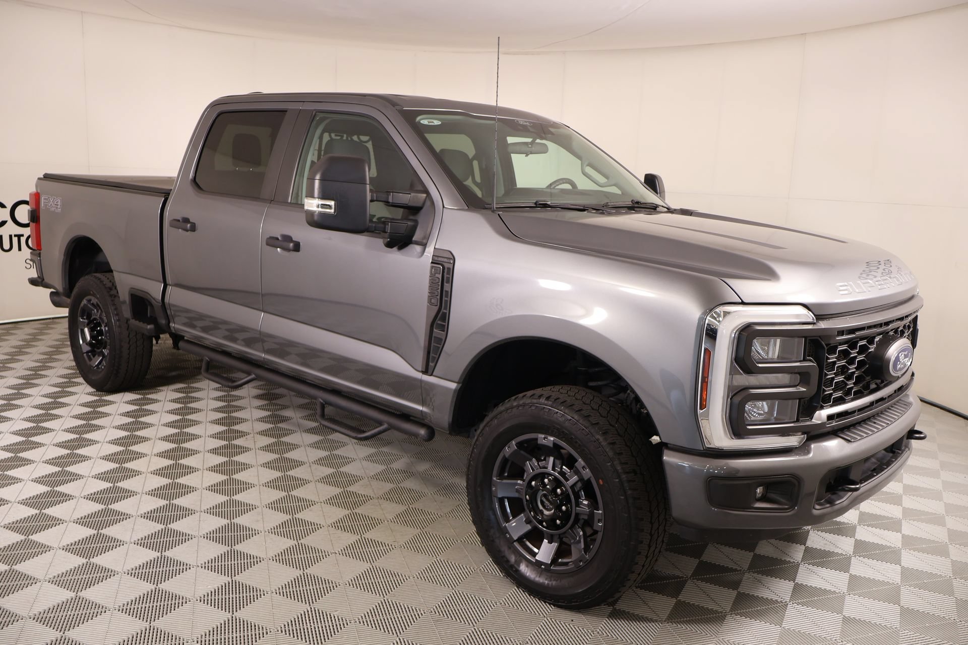 Used 2024 Ford F250 XL w/ STX Appearance Package AWD/4WD image 1