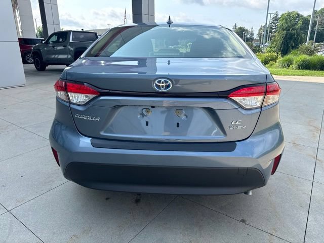 Used 2025 Toyota Corolla LE w/ LE Premium Package AWD/4WD image 6