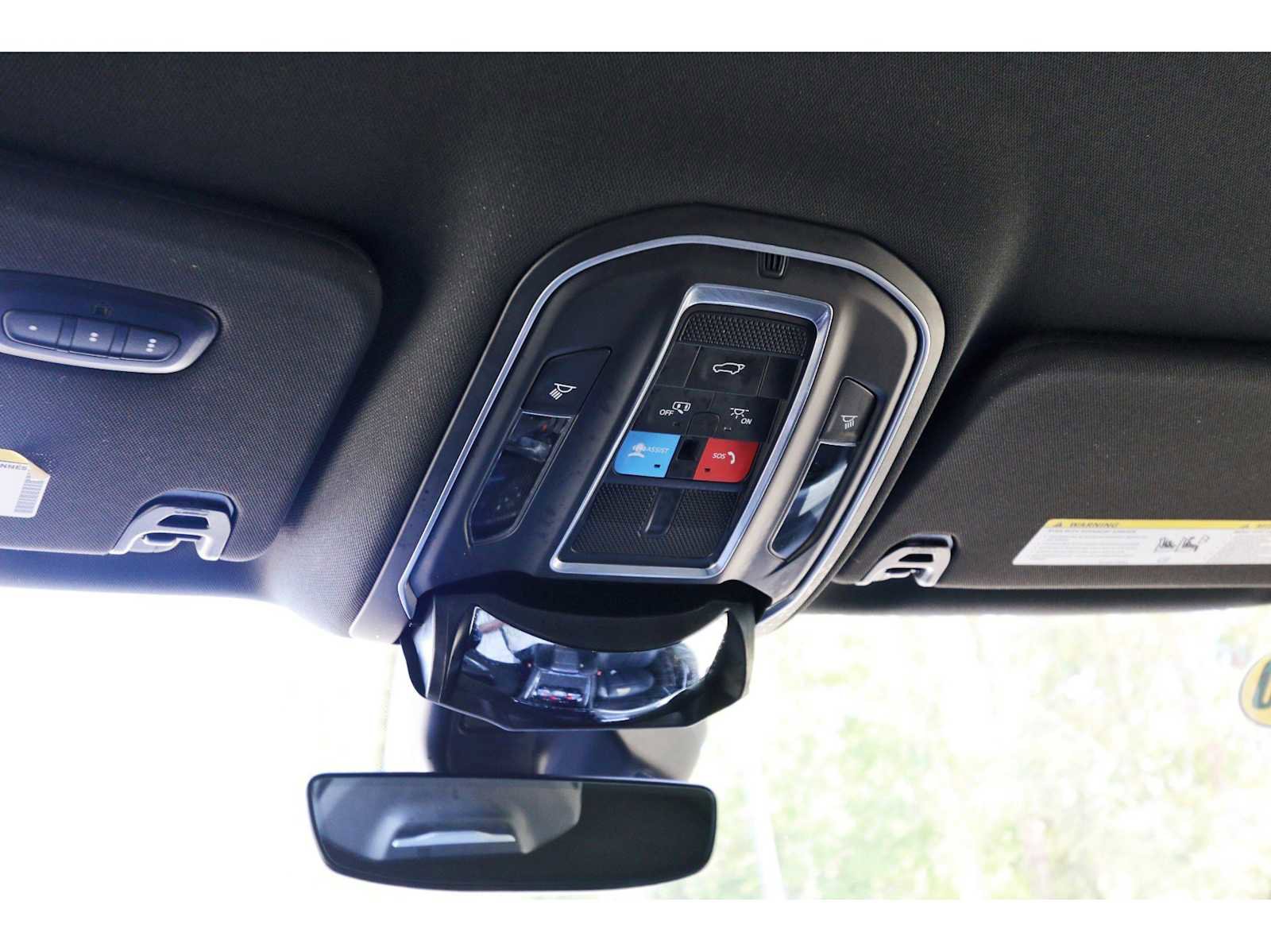 Used 2022 Jeep Wagoneer Series III w/ Flexible Seating Group image 22