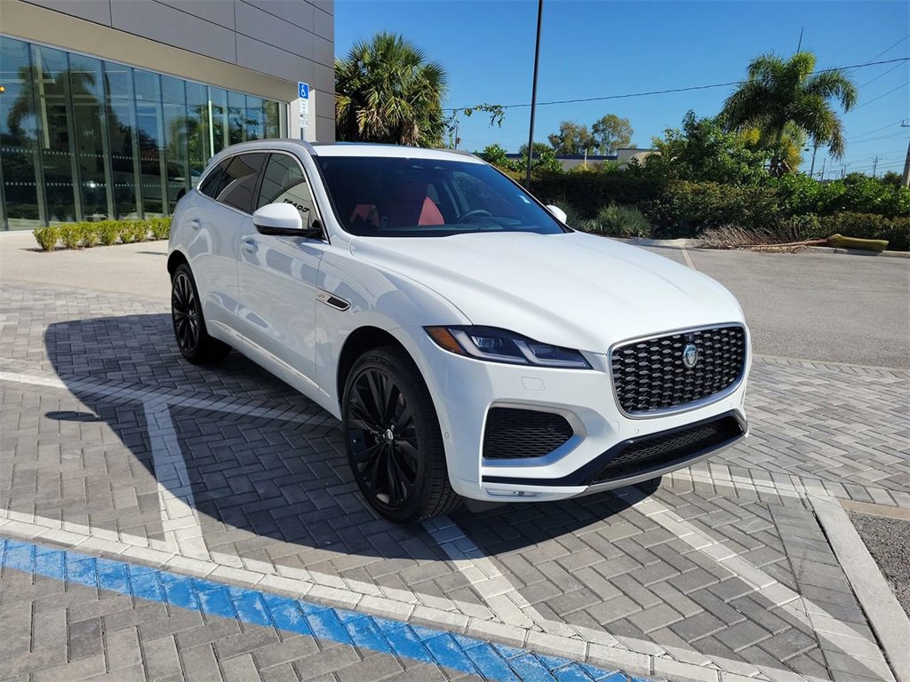 Used 2026 Jaguar F-PACE R-Dynamic S image 7