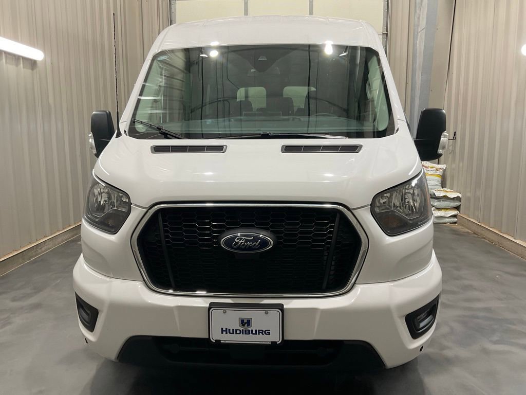 Used 2025 Ford Transit 350 XLT RWD image 2