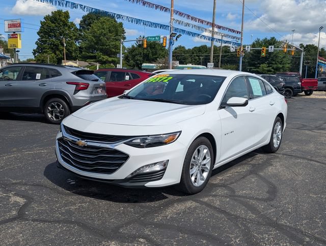Used 2025 Chevrolet Malibu LT FWD image 3