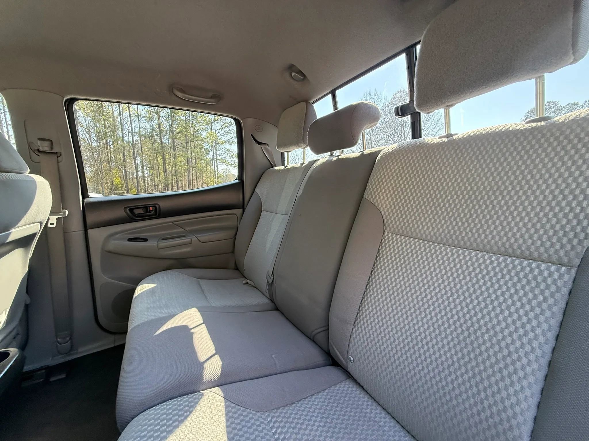 Used 2012 Toyota Tacoma PreRunner w/ Convenience Pkg RWD image 16