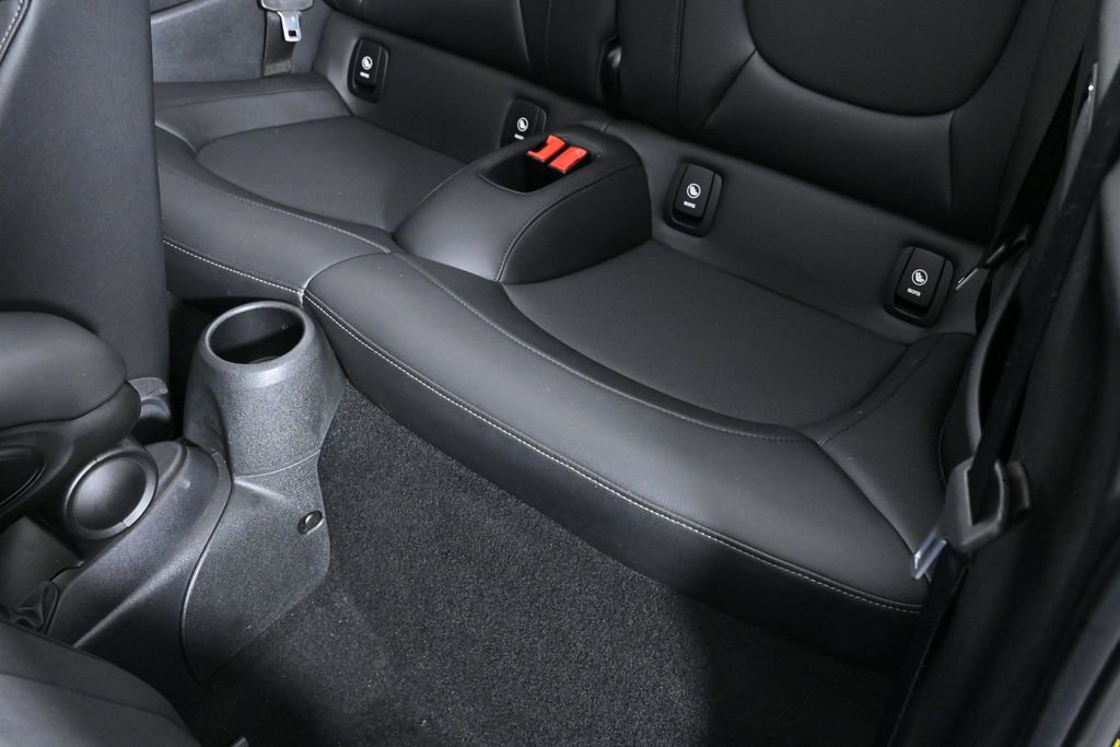 Certified 2024 MINI Cooper image 26