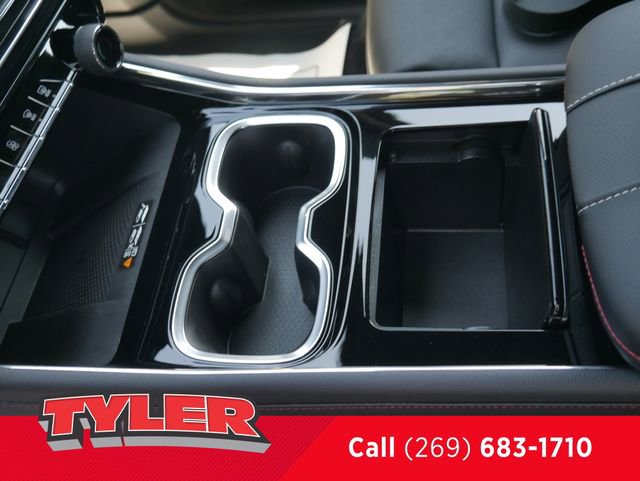 New 2026 Chevrolet Traverse RS w/ LPO, Floor Liner Package image 40