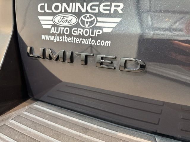 Used 2024 Ford Expedition Max Limited image 9