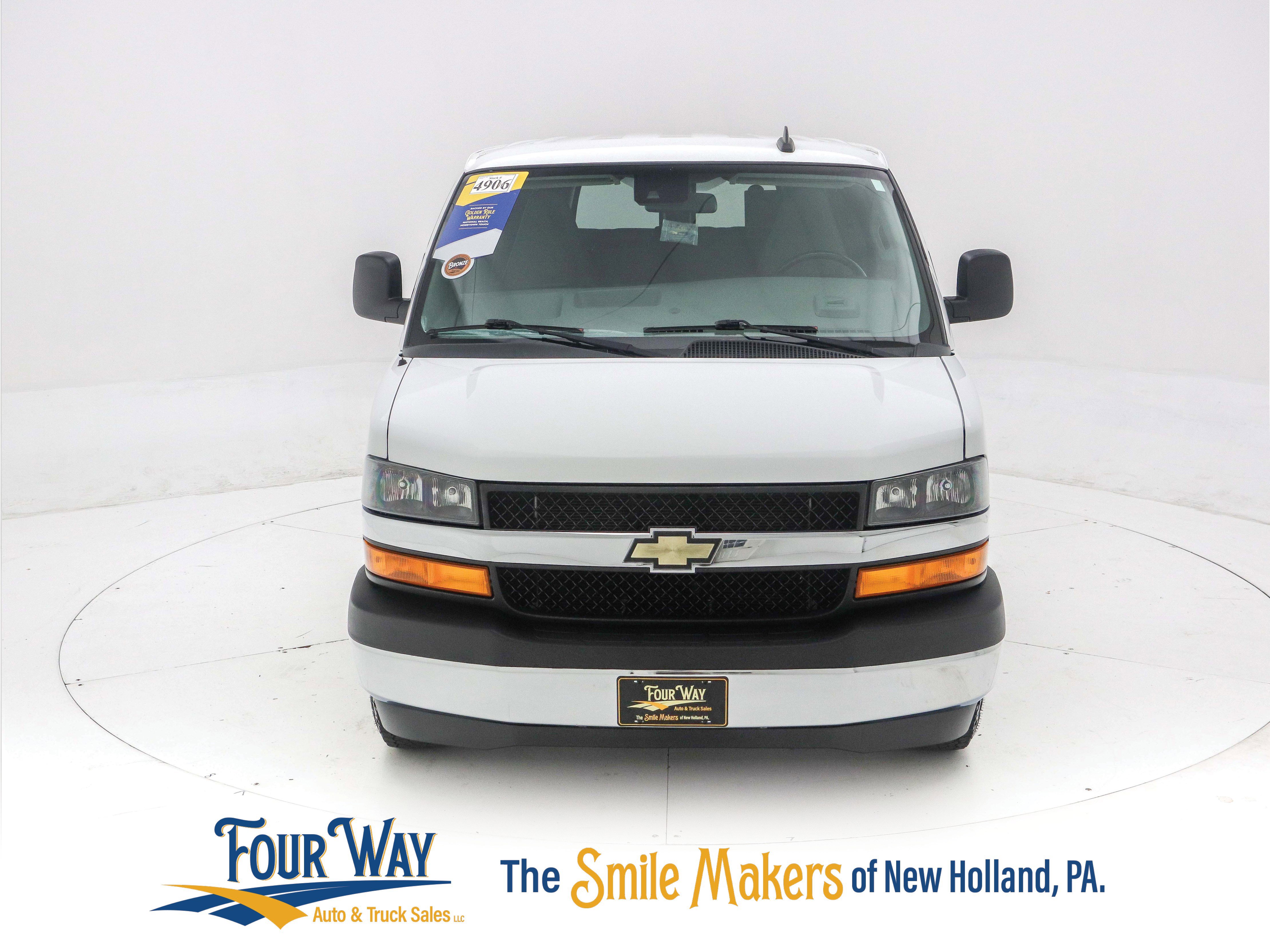 Used 2020 Chevrolet Express 3500 LT w/ LT Preferred Equipment Group image 9