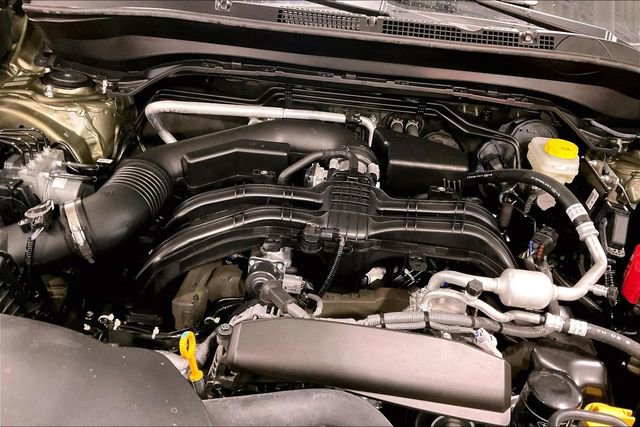 Used 2025 Subaru Forester Premium image 31