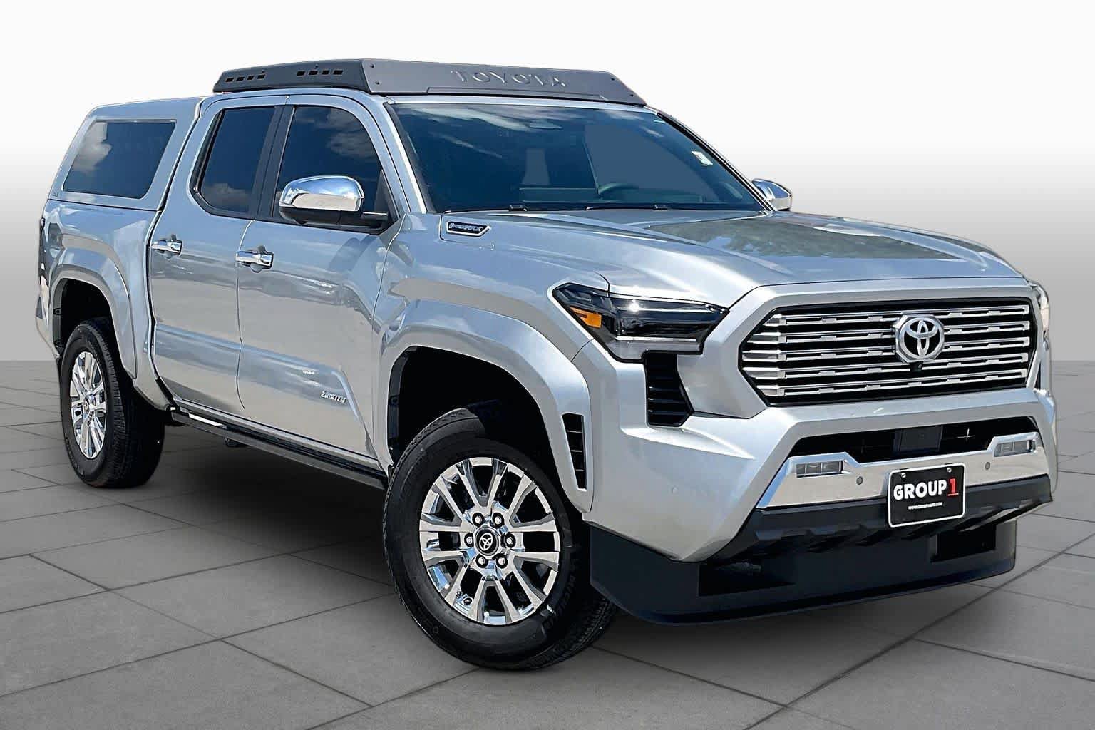 Used 2024 Toyota Tacoma Limited AWD/4WD image 3