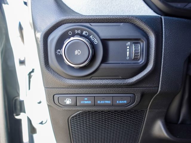 Used 2024 Jeep Wrangler Unlimited image 16