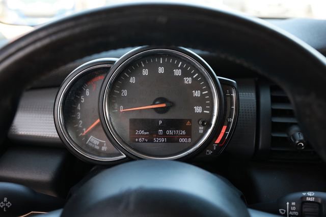 Used 2019 MINI Cooper 2-Door Hardtop image 31