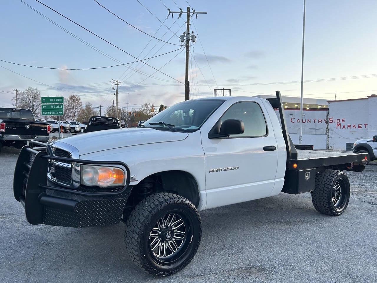 Used 2003 Dodge Ram 2500 Truck ST image 2