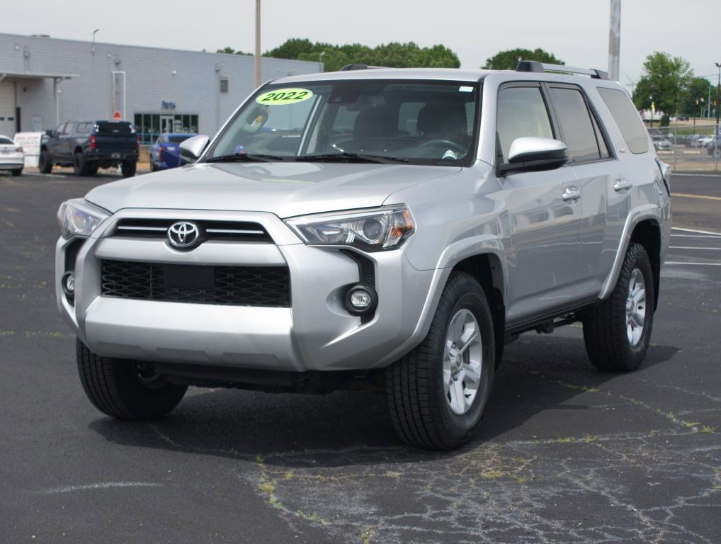 Used 2022 Toyota 4Runner SR5 RWD image 2