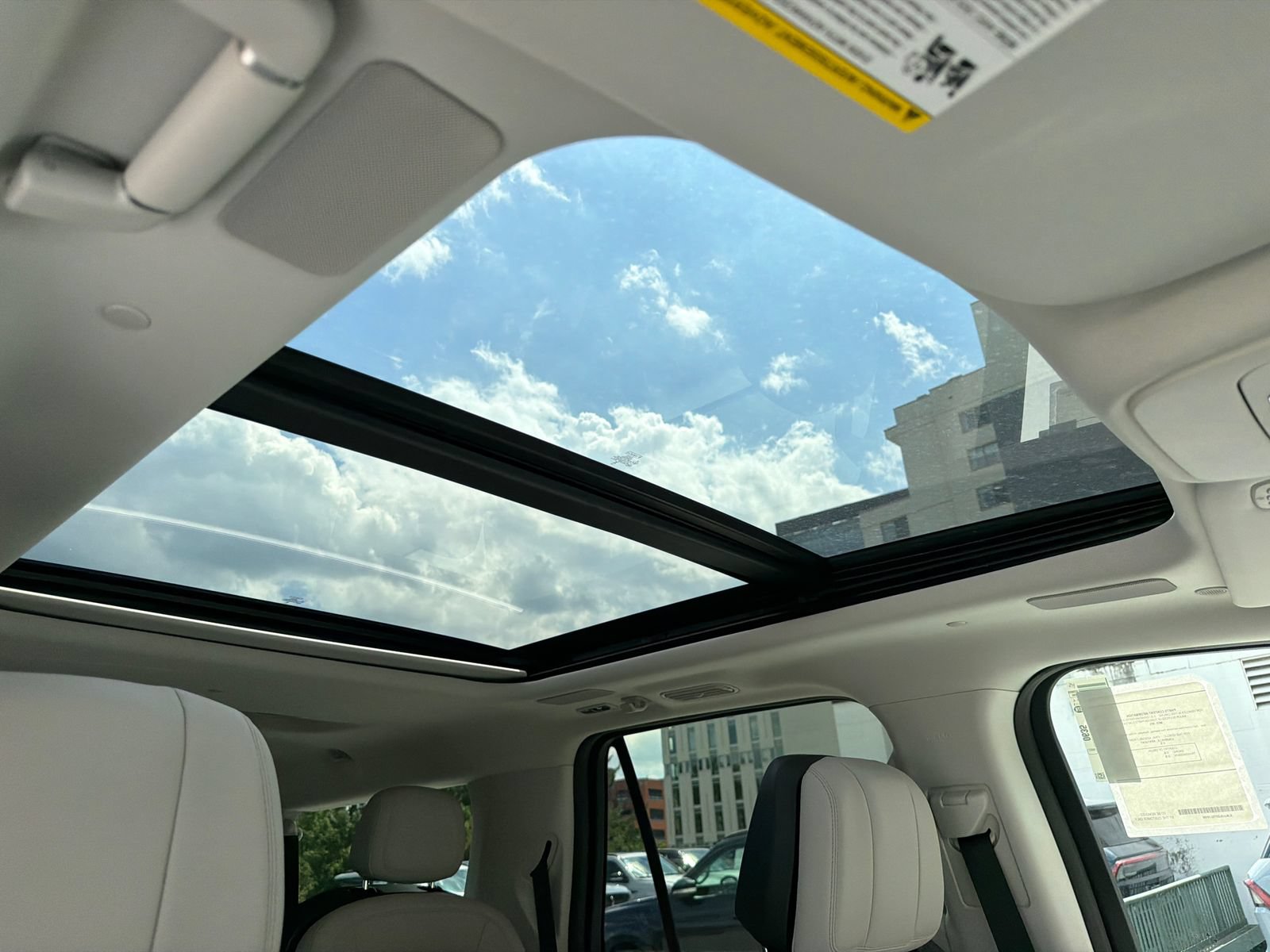 New 2026 Lincoln Navigator L Reserve AWD/4WD image 14