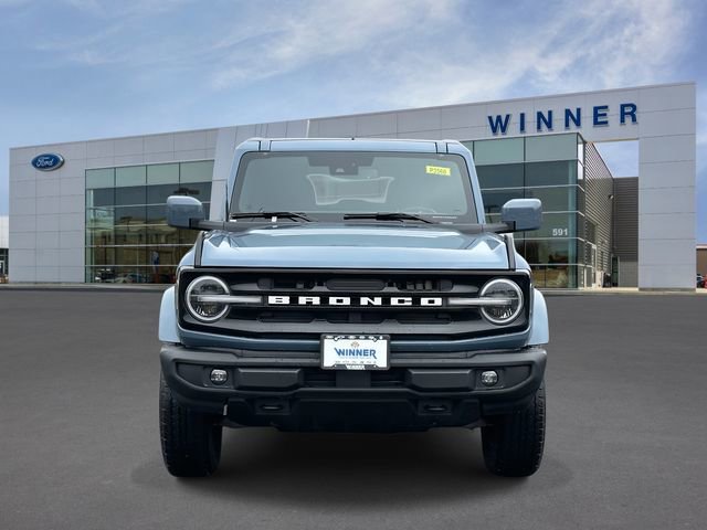 Used 2025 Ford Bronco Outer Banks image 7
